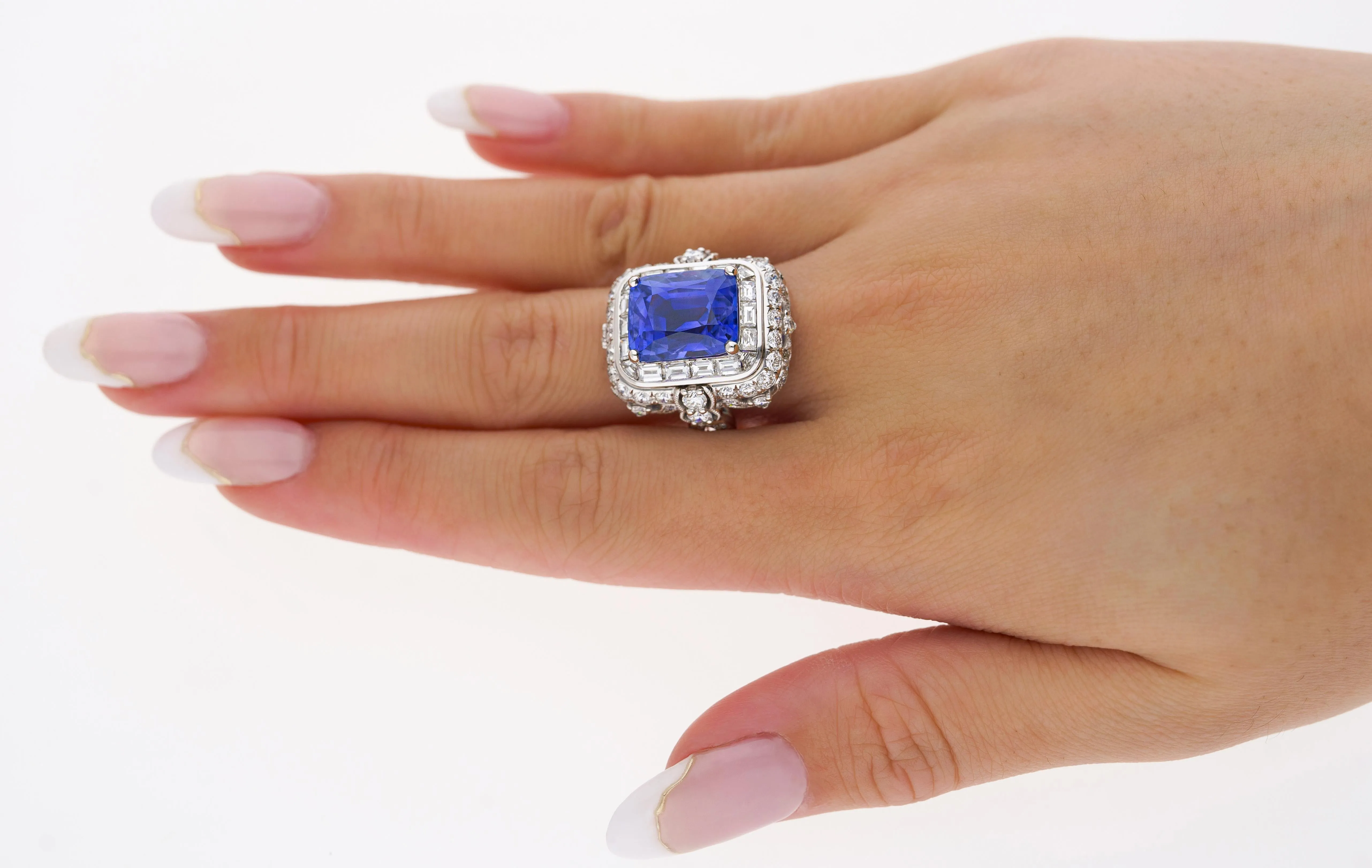 AGL Certified 10.10 Carat No Heat Ceylon Cornflower Blue Sapphire & Diamond Ring