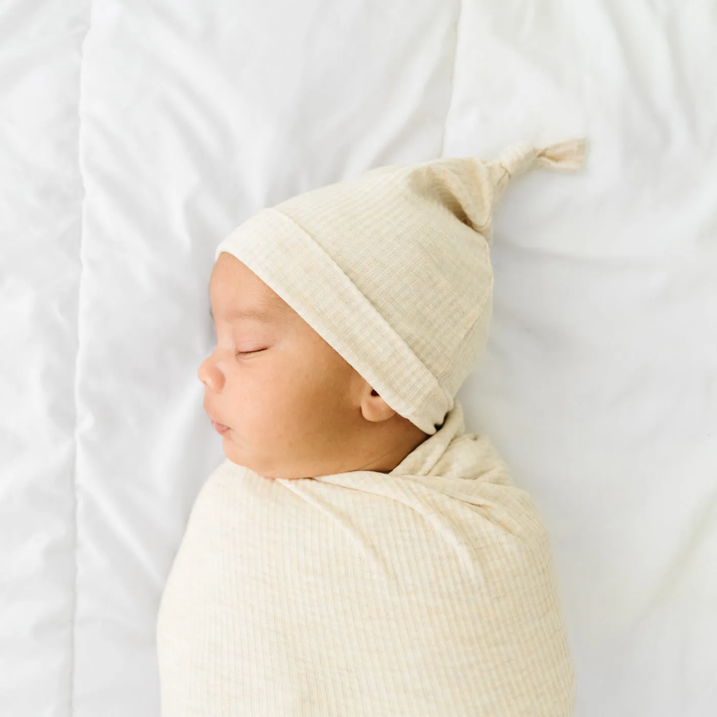 Heather Oatmeal Ribbed Swaddle & Hat Set