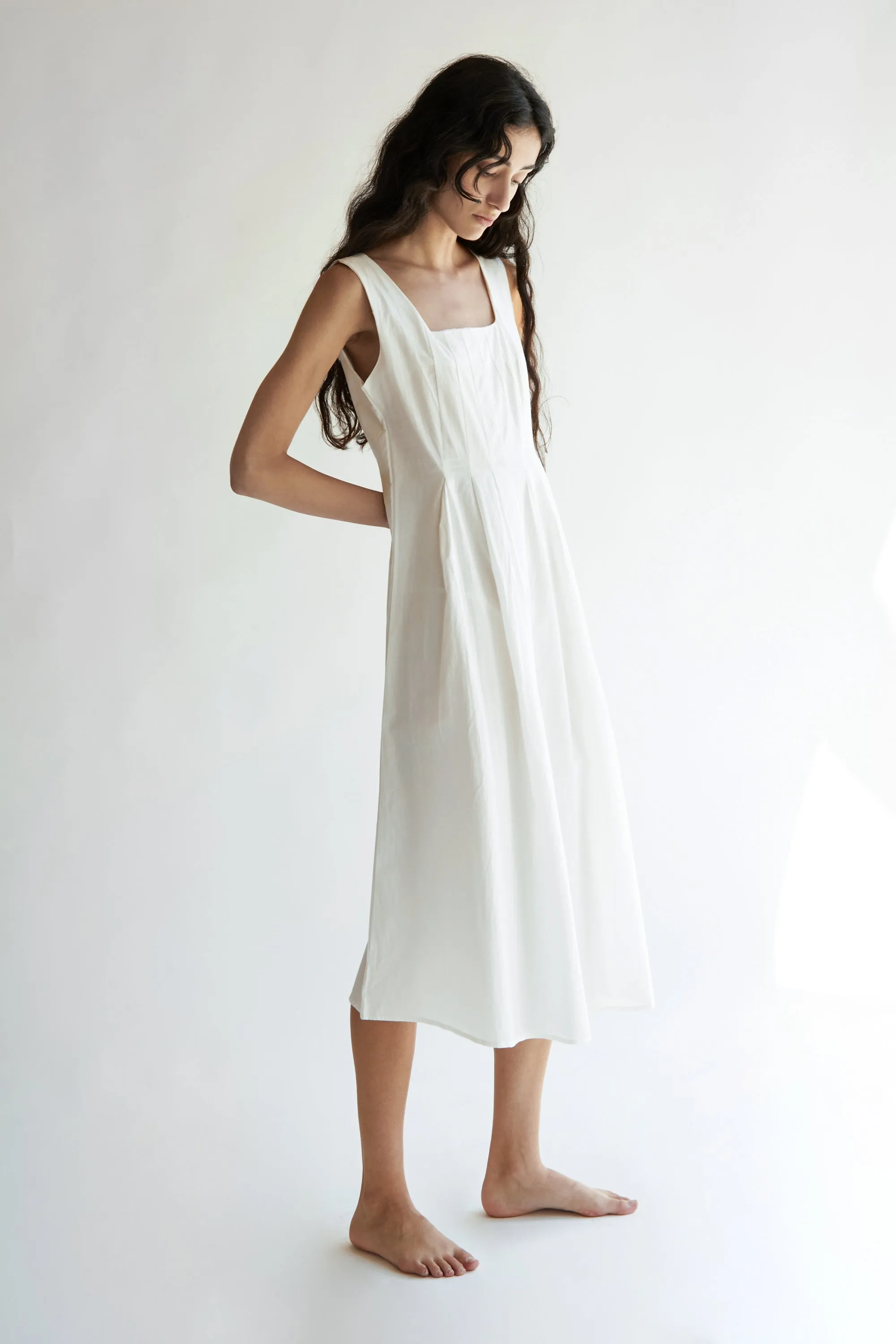 SQUARE NECK PLEATED DRESS